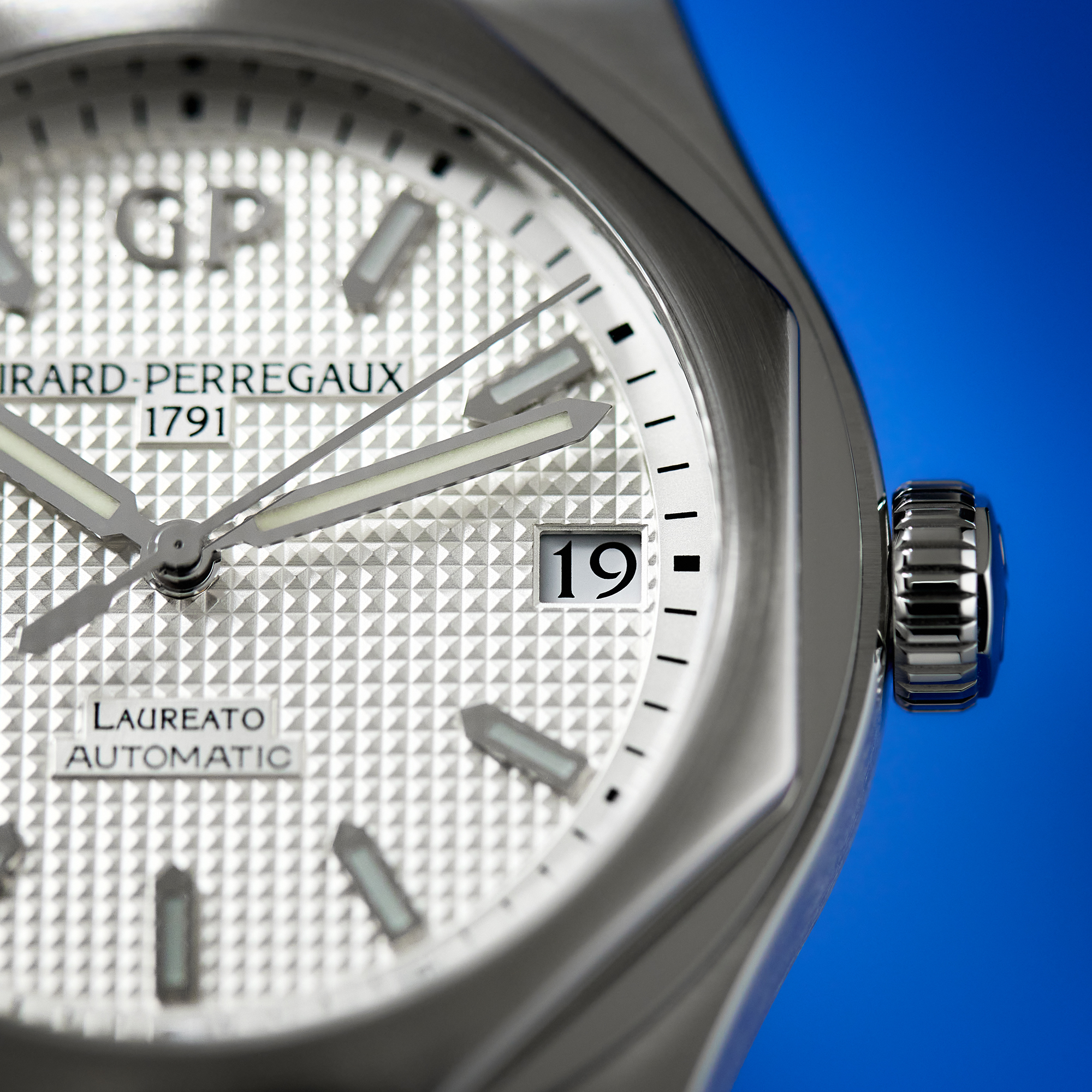 Laureato Steel Silver Dial 42mm Product Image 12
