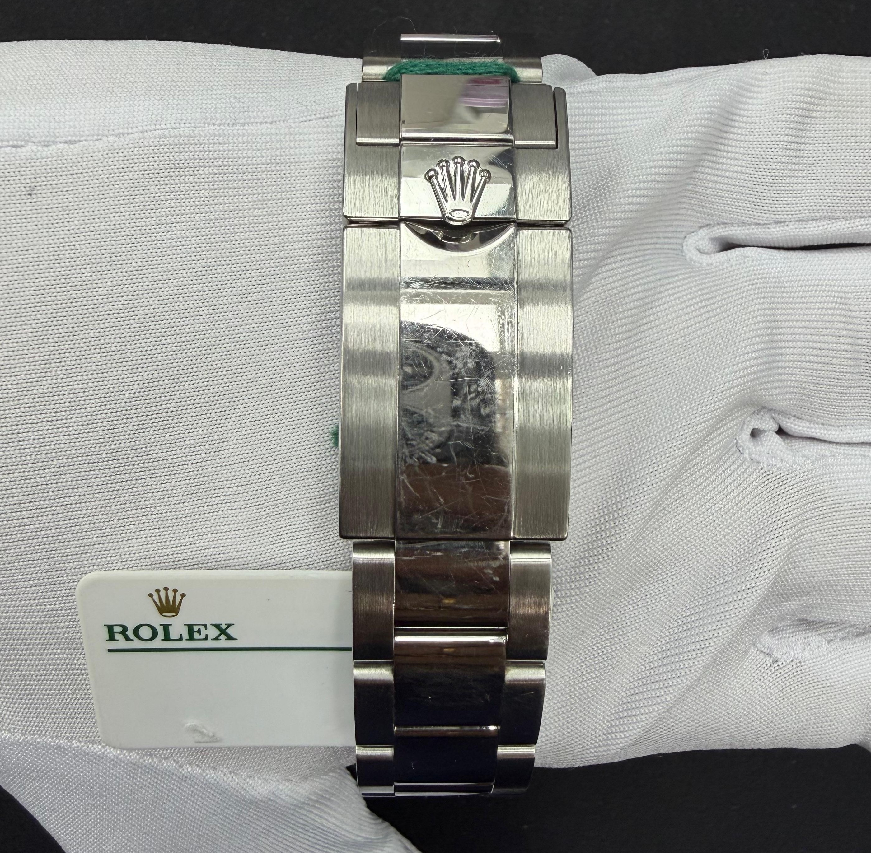 GMT-Master II Steel Black Dial "Batman" 40mm Product Image 3