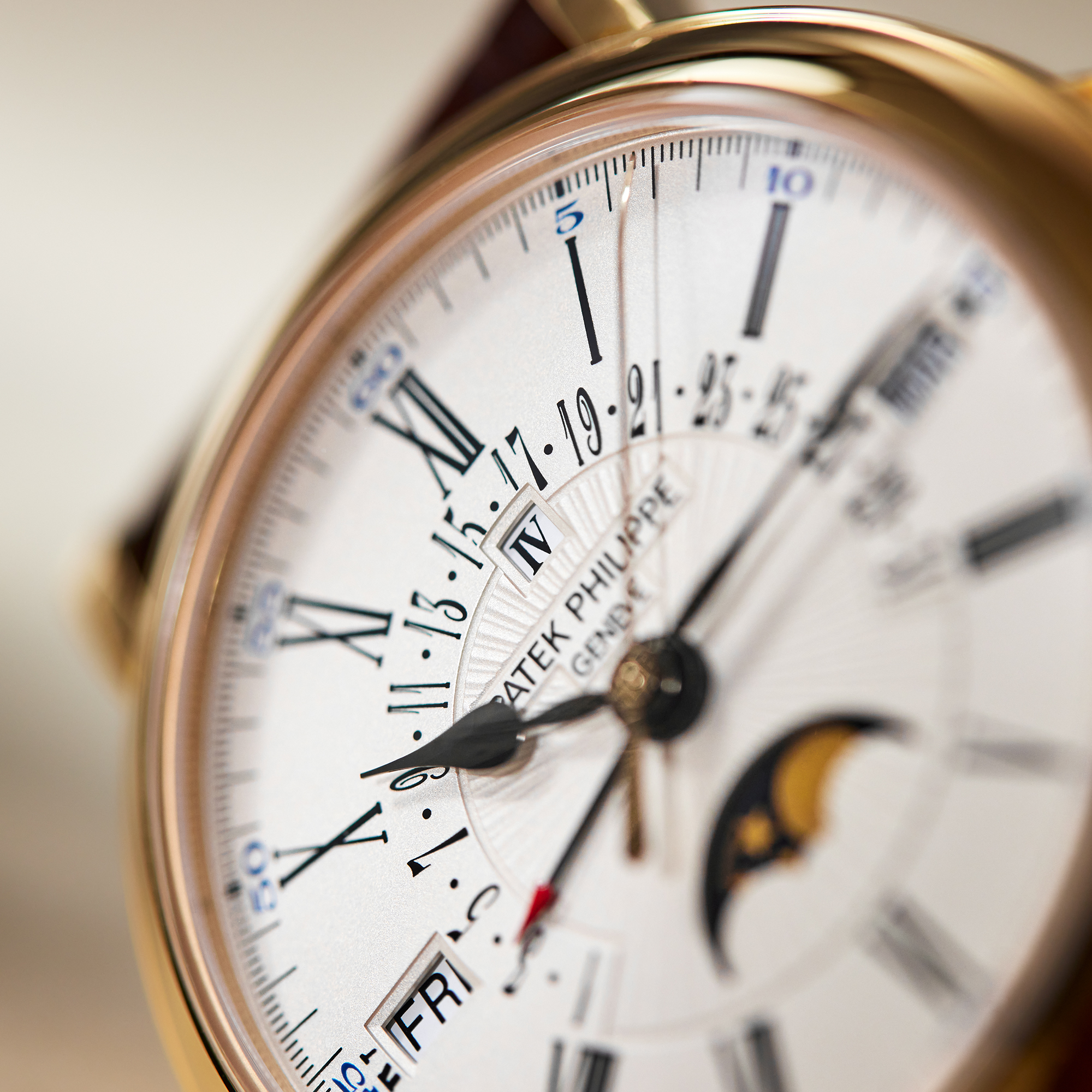 Perpetual Calendar Retrograde Date Yellow Gold White Dial 38mm Product Image 14