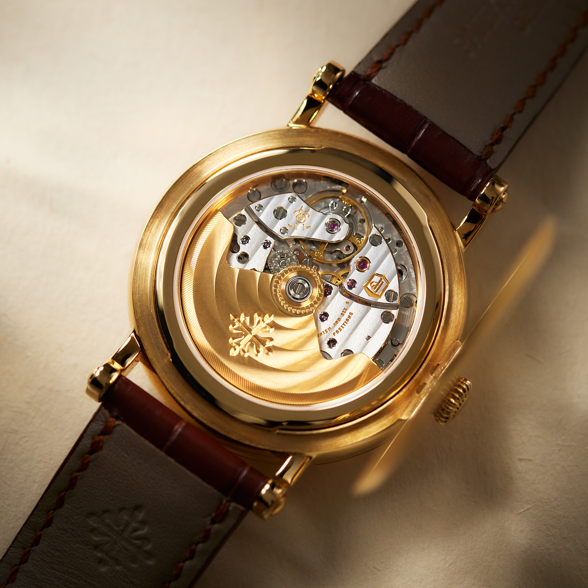 Perpetual Calendar Retrograde Date Yellow Gold White Dial 38mm Product Image 18