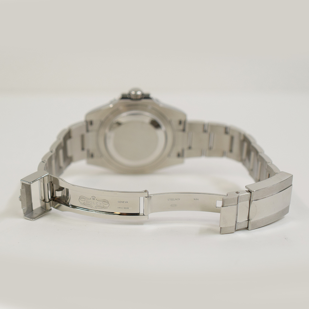GMT-Master II Steel Black Dial "Pepsi" 40mm Product Image 3