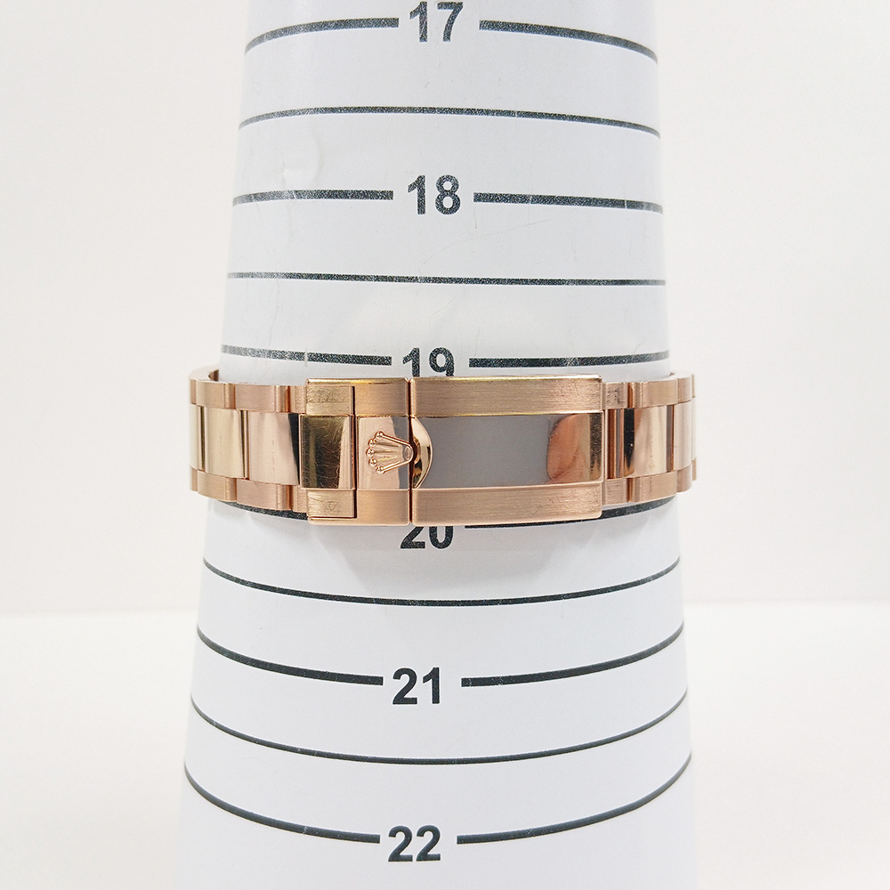 GMT-Master II "Rootbeer" Rose Gold Black Dial 40mm Product Image 8