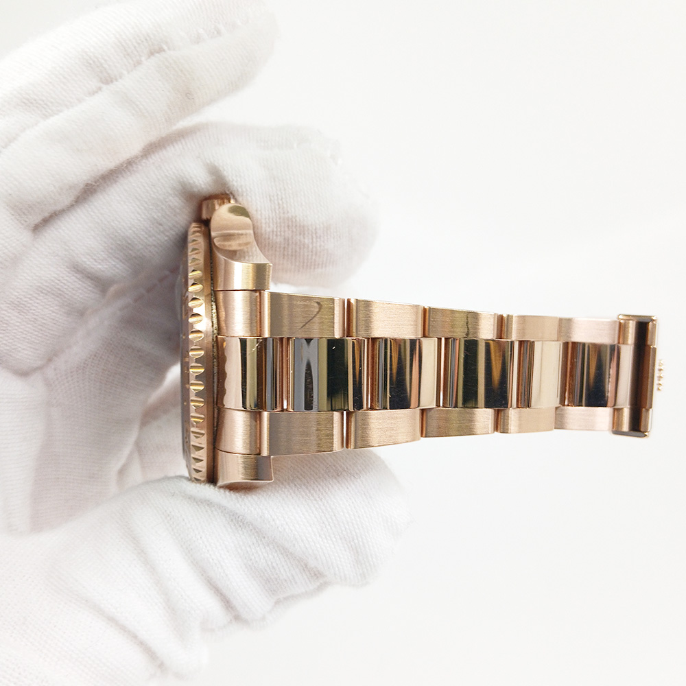 GMT-Master II "Rootbeer" Rose Gold Black Dial 40mm Product Image 9