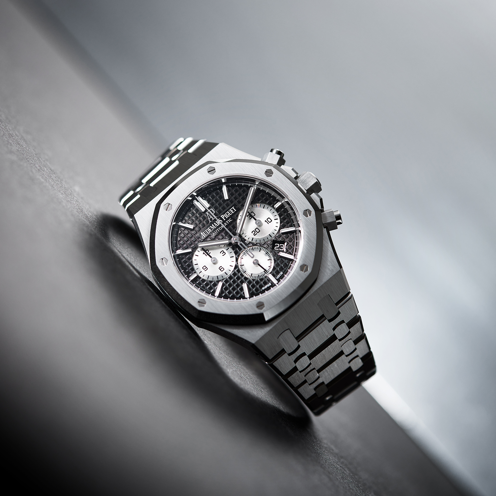 Royal Oak Selfwinding Chronograph Steel Black Dial 41mm Product Image