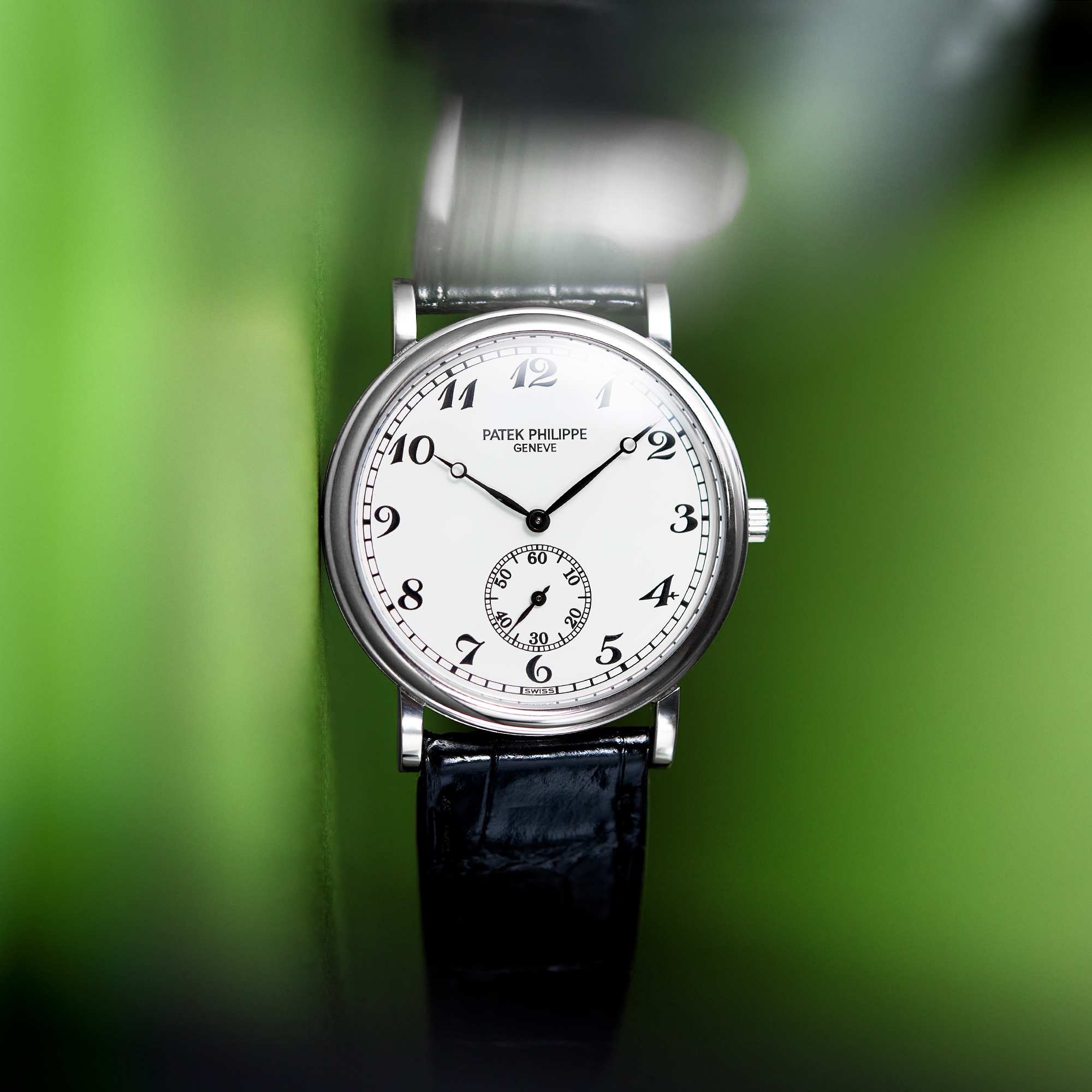 Vintage Calatrava White Gold White Dial 33mm Product Image