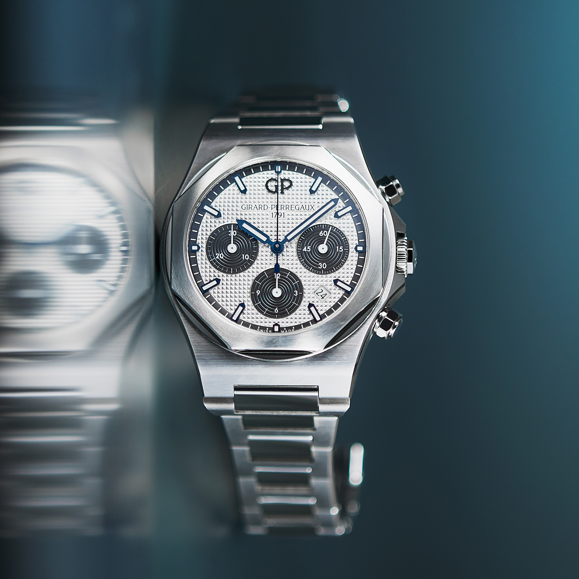 Laureato Chronograph Steel Silver Dial 42mm Product Image 12