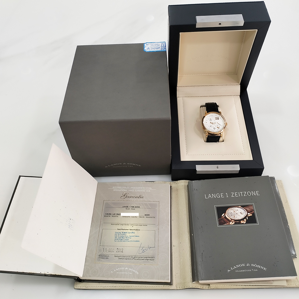 Lange 1 Timezone Rose Gold Silver Dial 41mm Product Image 8
