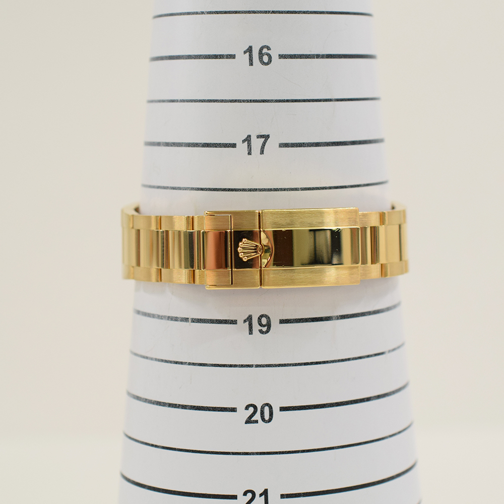 Yacht-Master II Yellow Gold White Dial 44mm Product Image 8