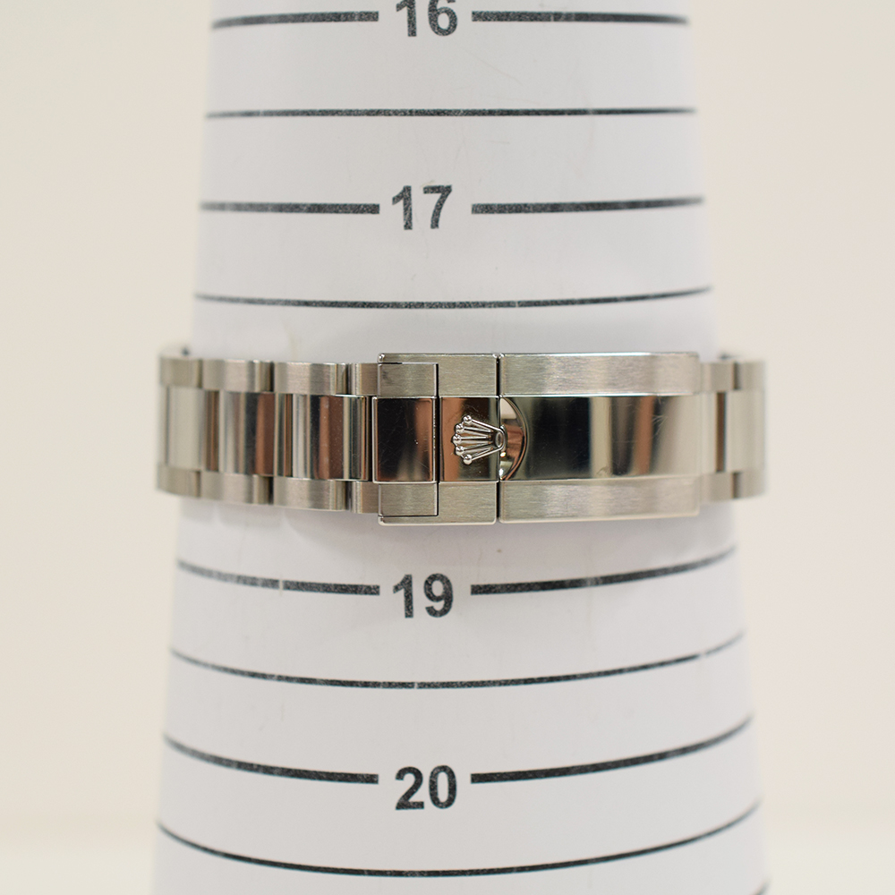 GMT-Master II Steel Black Dial "Batman" 40mm Product Image 8