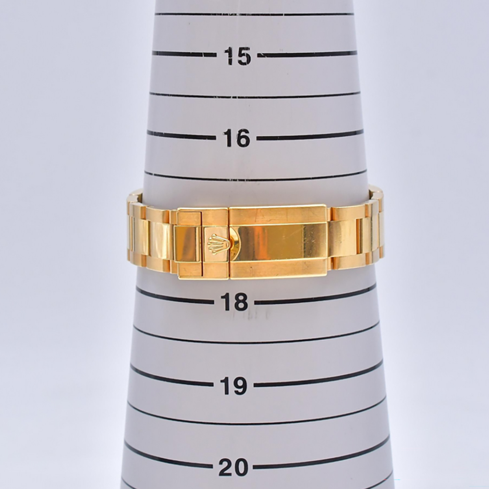 GMT-Master II Yellow Gold Green Dial 40mm Product Image 8