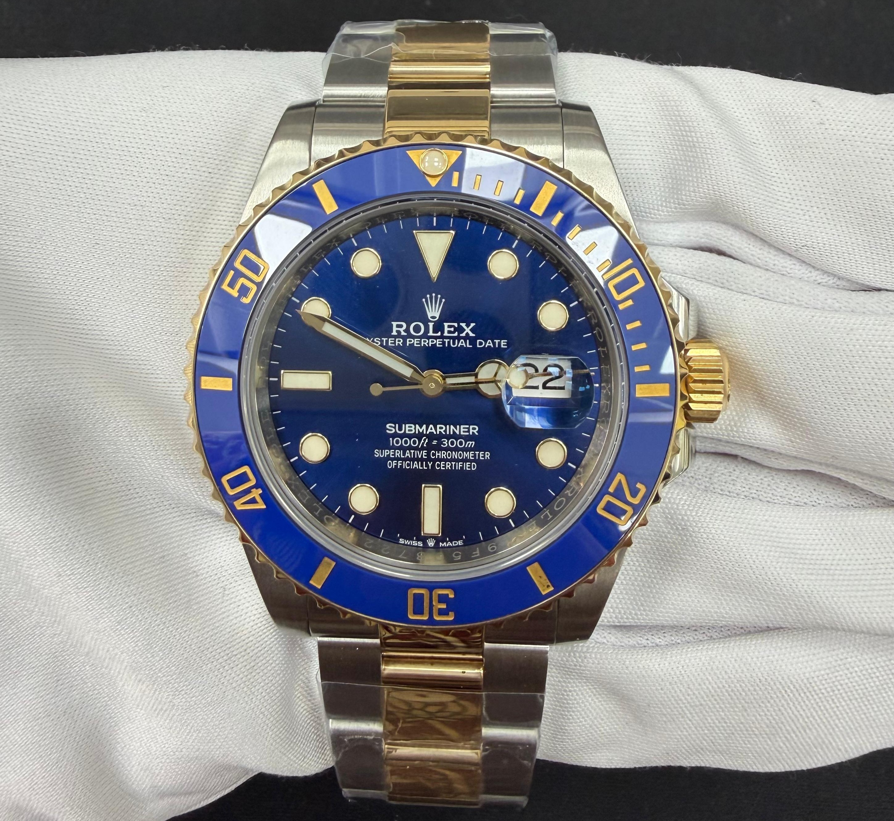 Submariner Date Yellow Gold & Steel Blue Dial 41mm Product Image 1