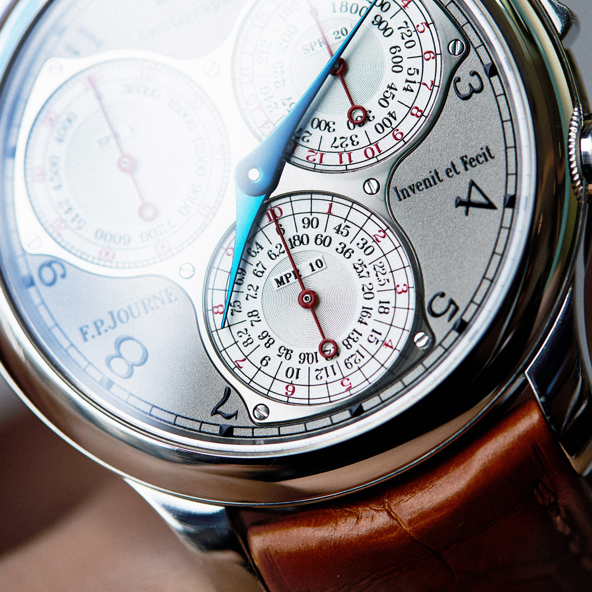 Centigraph Souverain Platinum Grey Dial 40mm Product Image