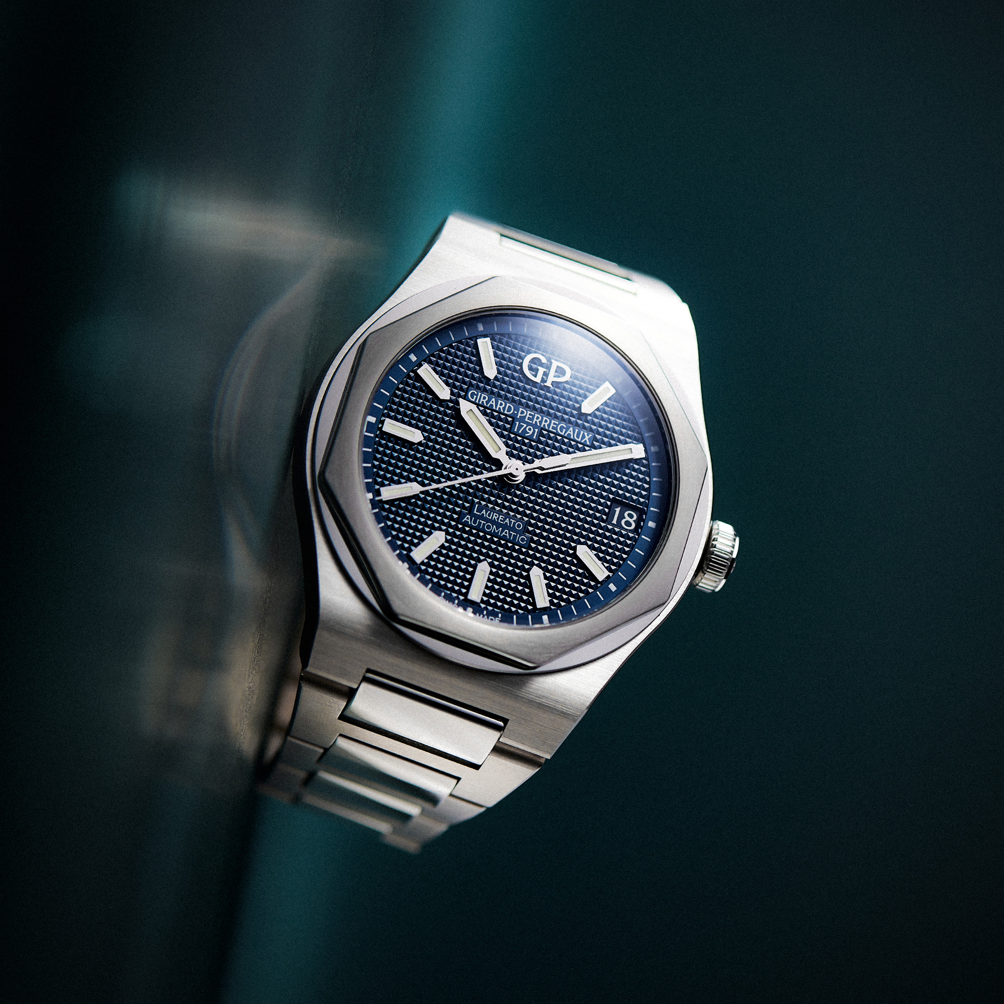 Laureato Steel Blue Dial 42mm Product Image