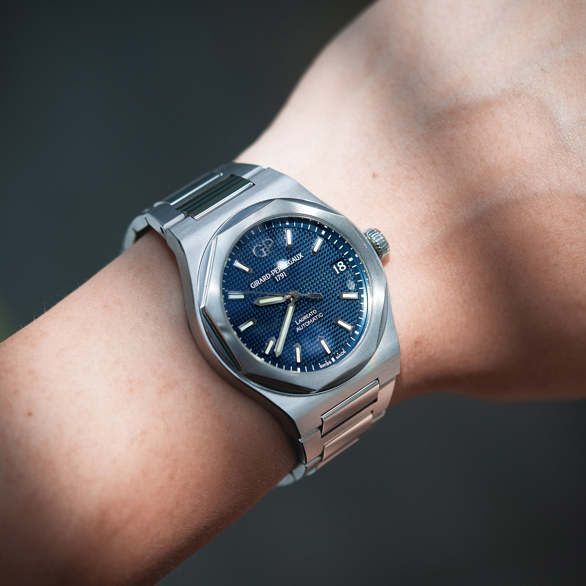Laureato Steel Blue Dial 42mm Product Image