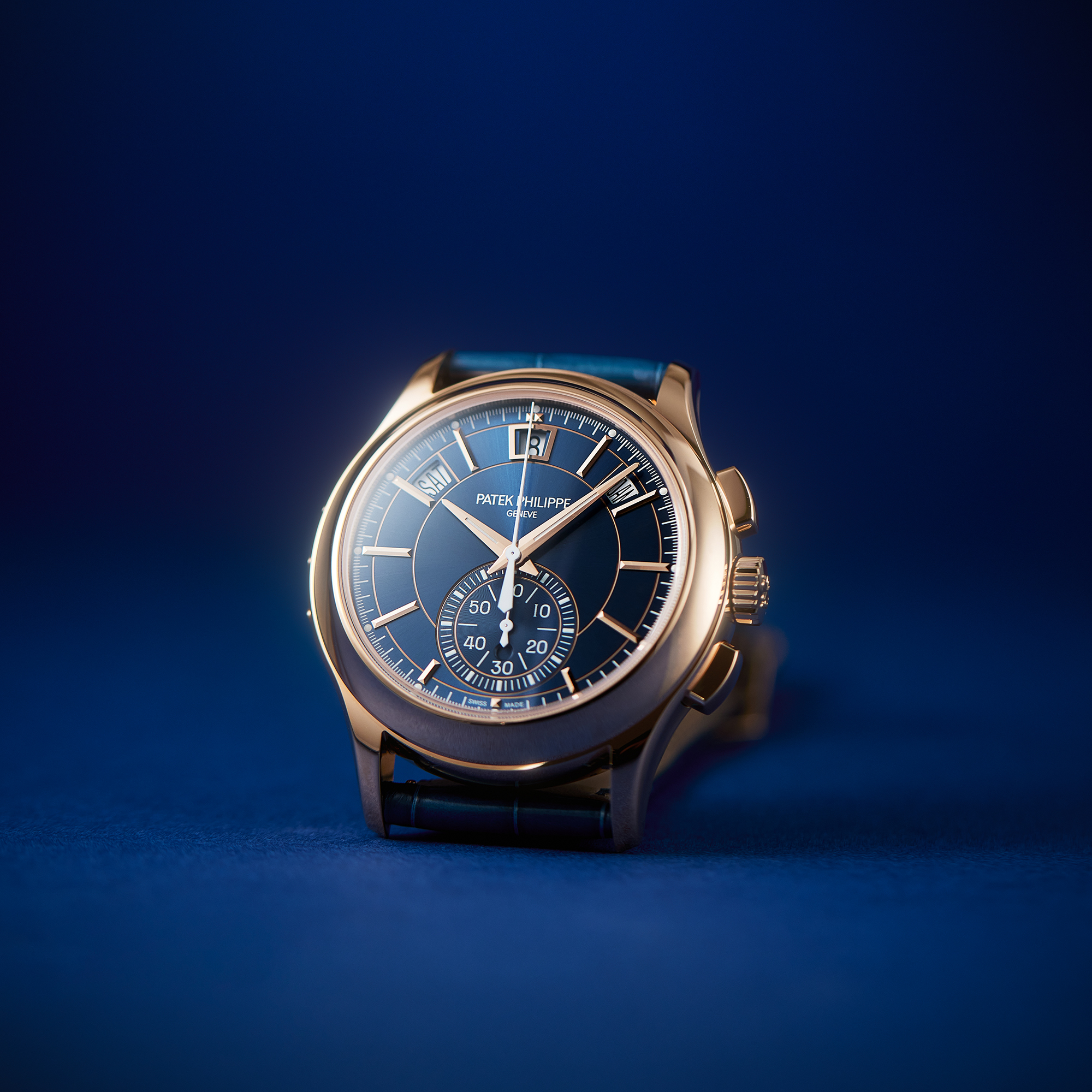 Annual Calendar Chronograph Rose Gold Blue Dial 42mm Product Image 11