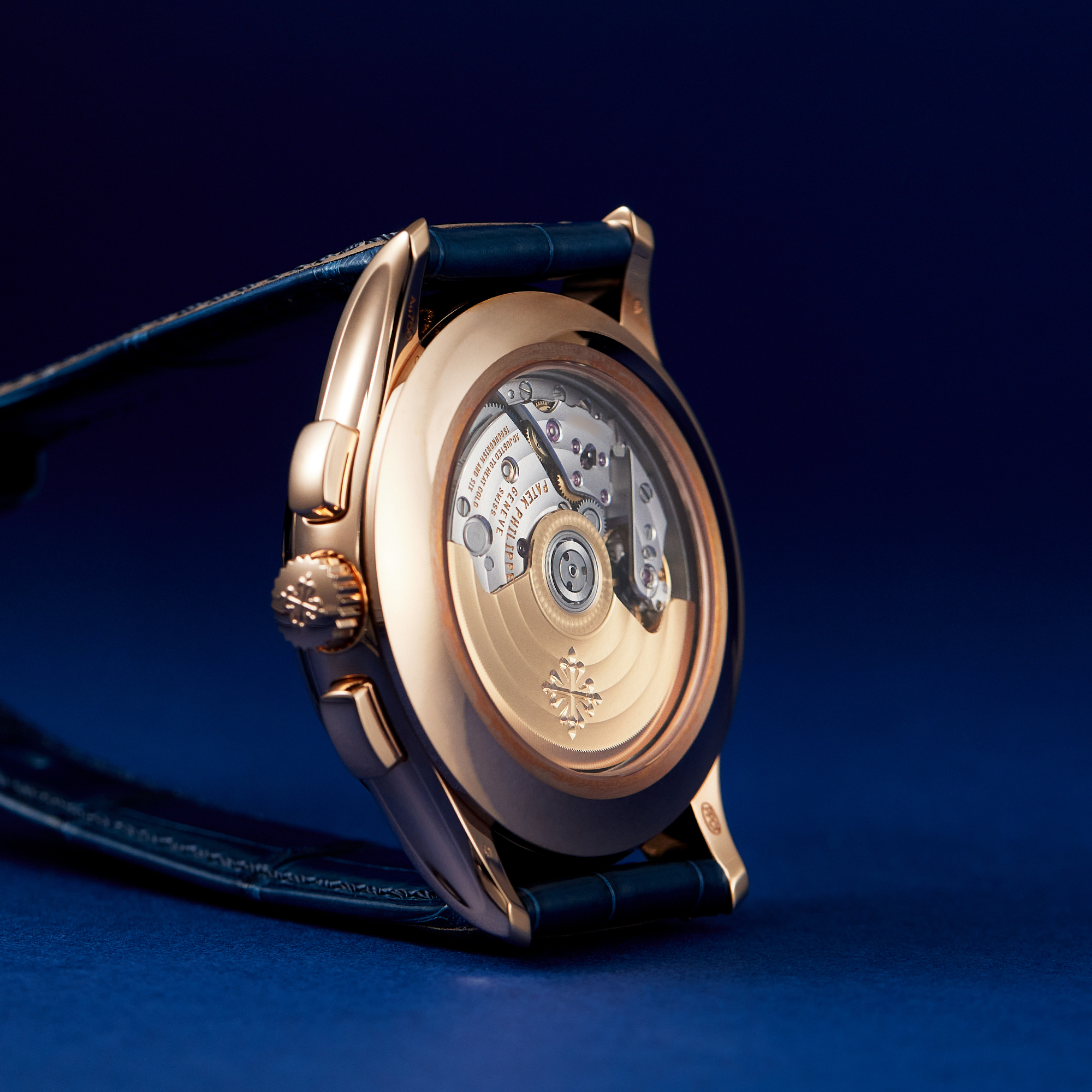 Annual Calendar Chronograph Rose Gold Blue Dial 42mm Product Image 15