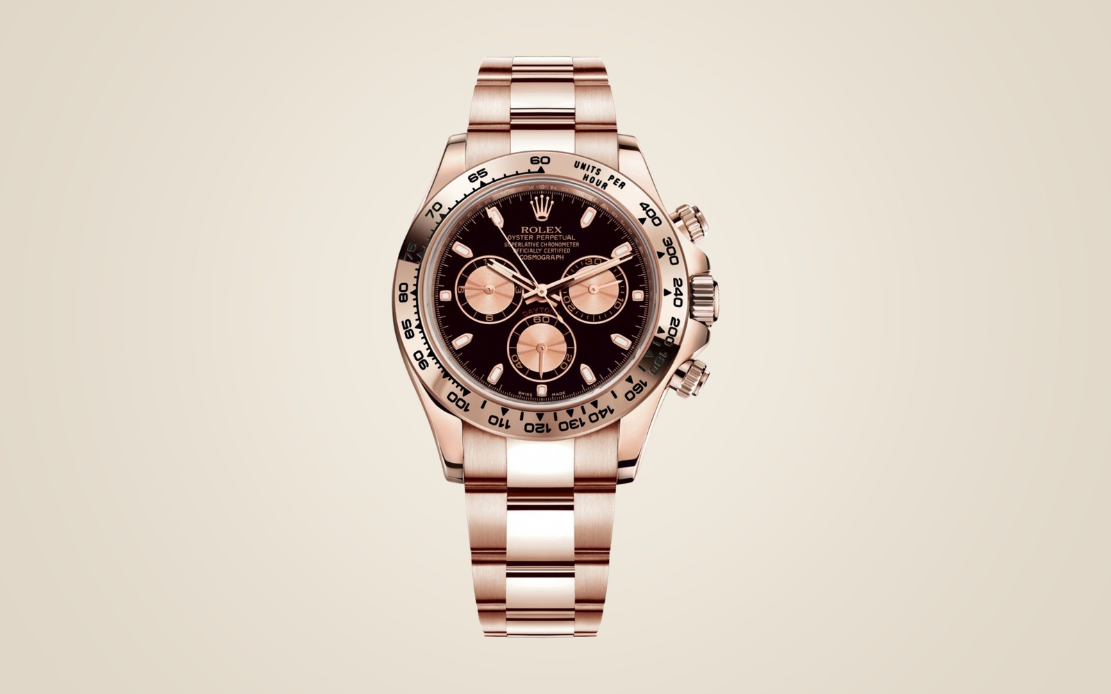 Rolex Daytona 116505 Everose on champagne background
