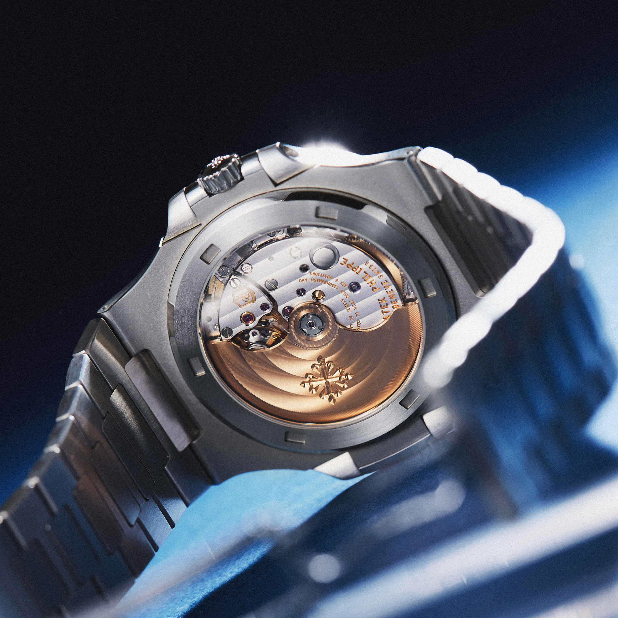 Nautilus Steel Blue Dial 40mm Product Image