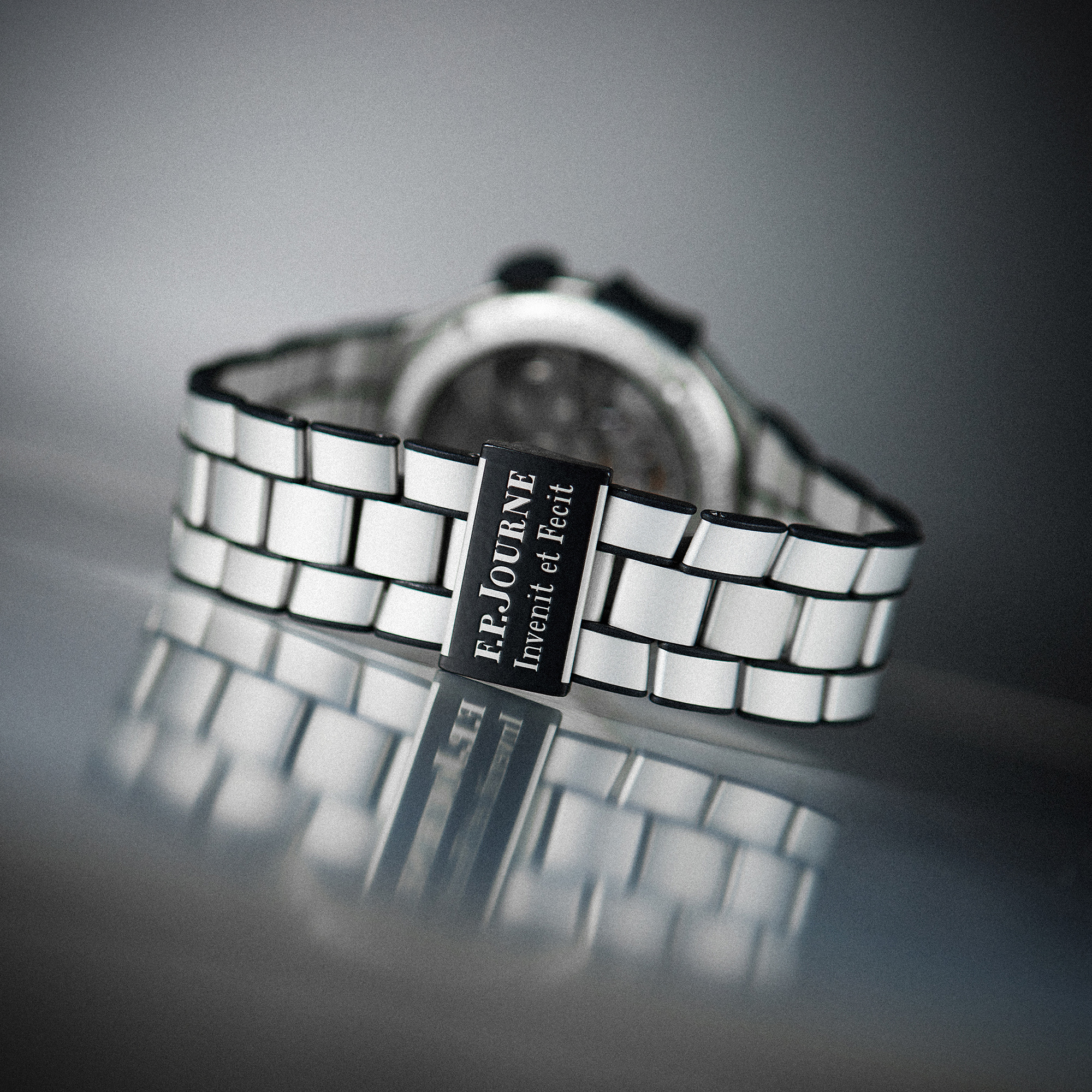 Centigraph Linesport Aluminium Grey Dial 42mm Product Image