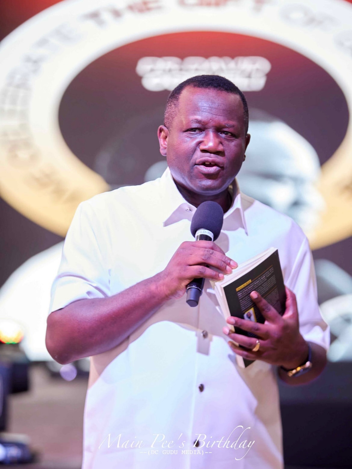 Dr Chuks David Ogbueli