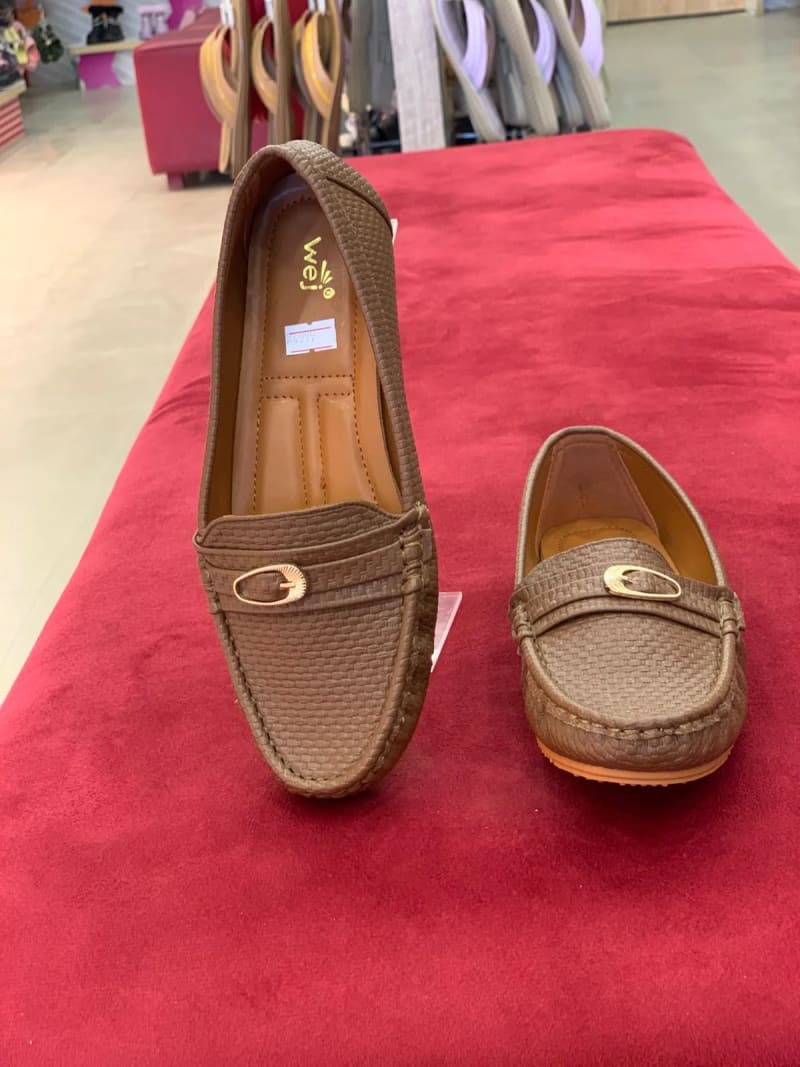 Wej 4636 Woven Buckle Loafer — Brown view 3