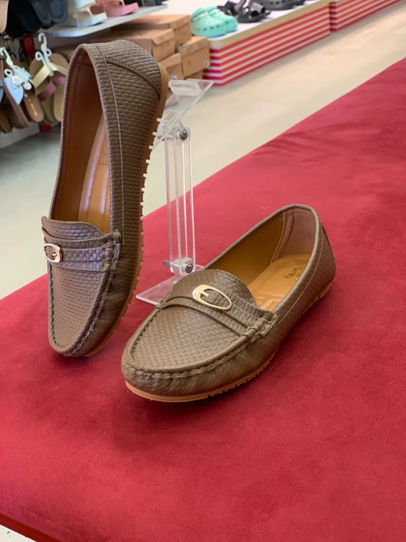 Wej 4636 Woven Buckle Loafer — Brown view 4