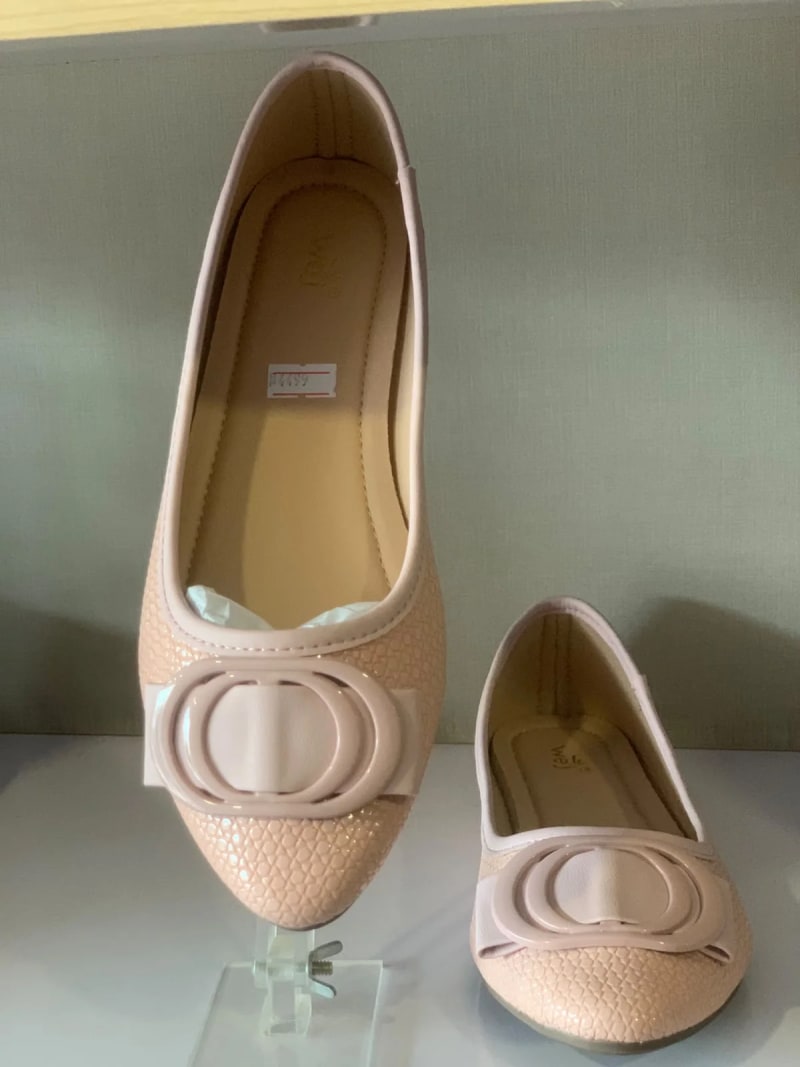 Wej 6443 Oval Buckle Flat — Blush Pink view 3