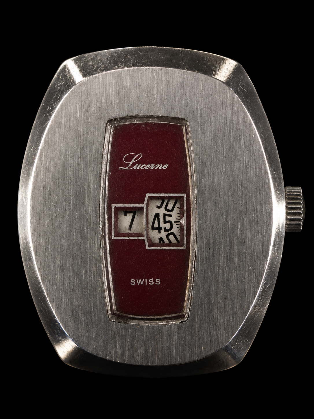 Lucerne | Oval Case