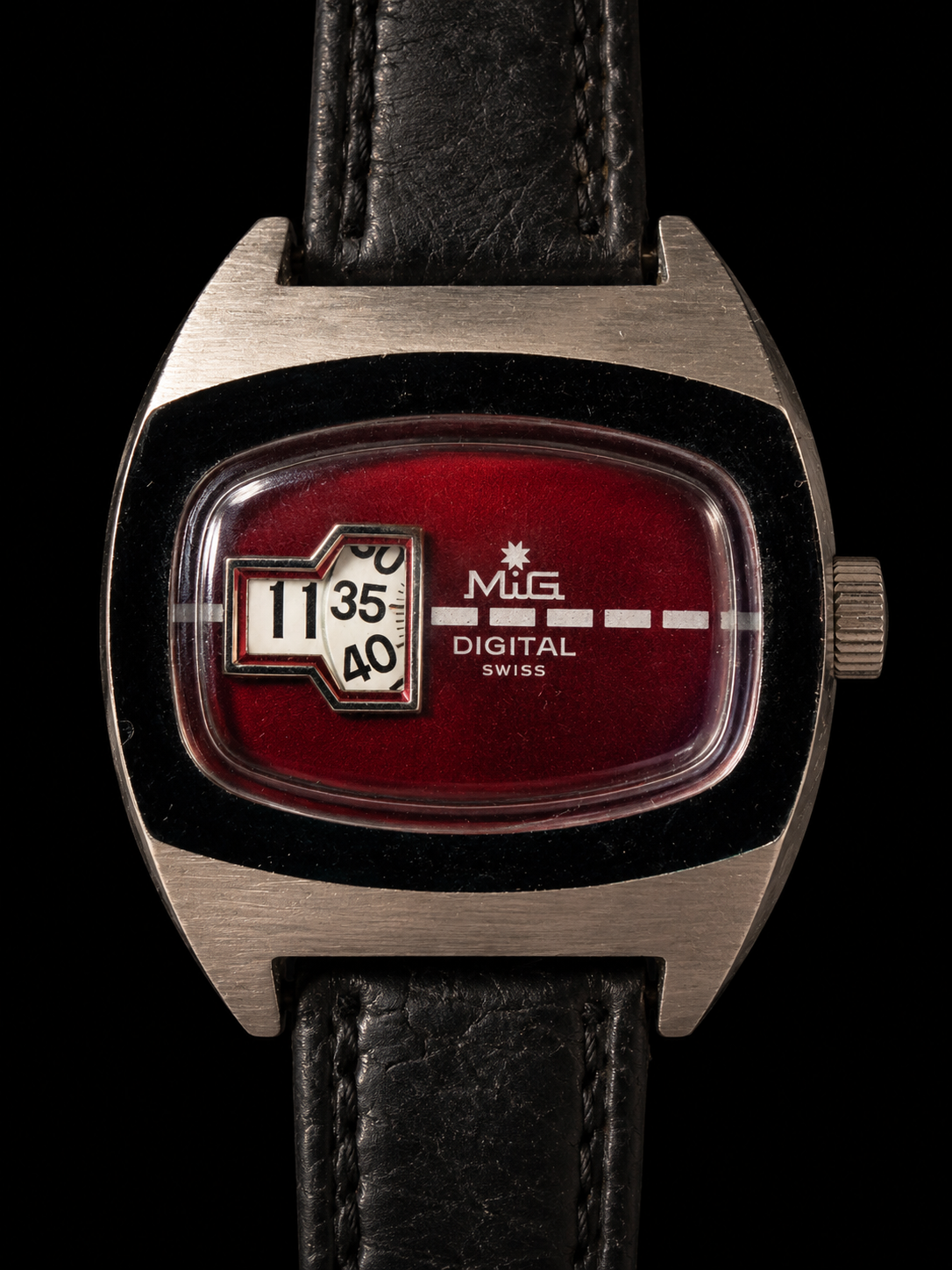 MiG Digital | Red Dial