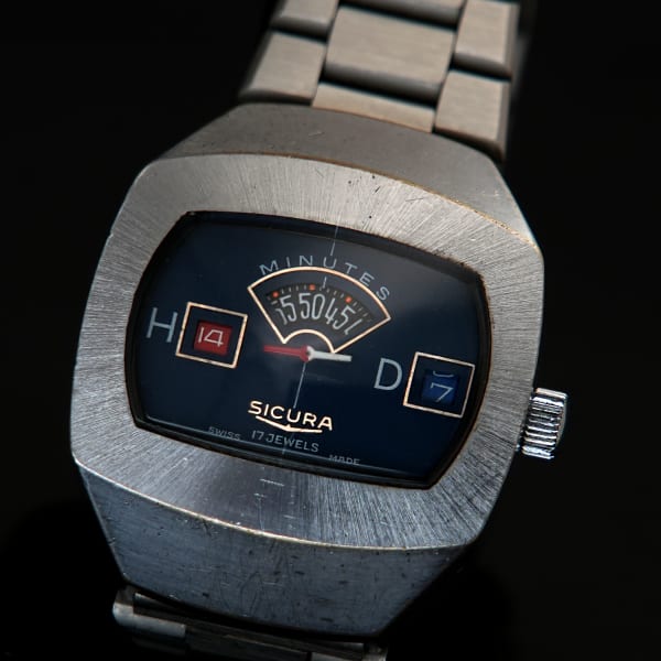 Sicura Black Dial