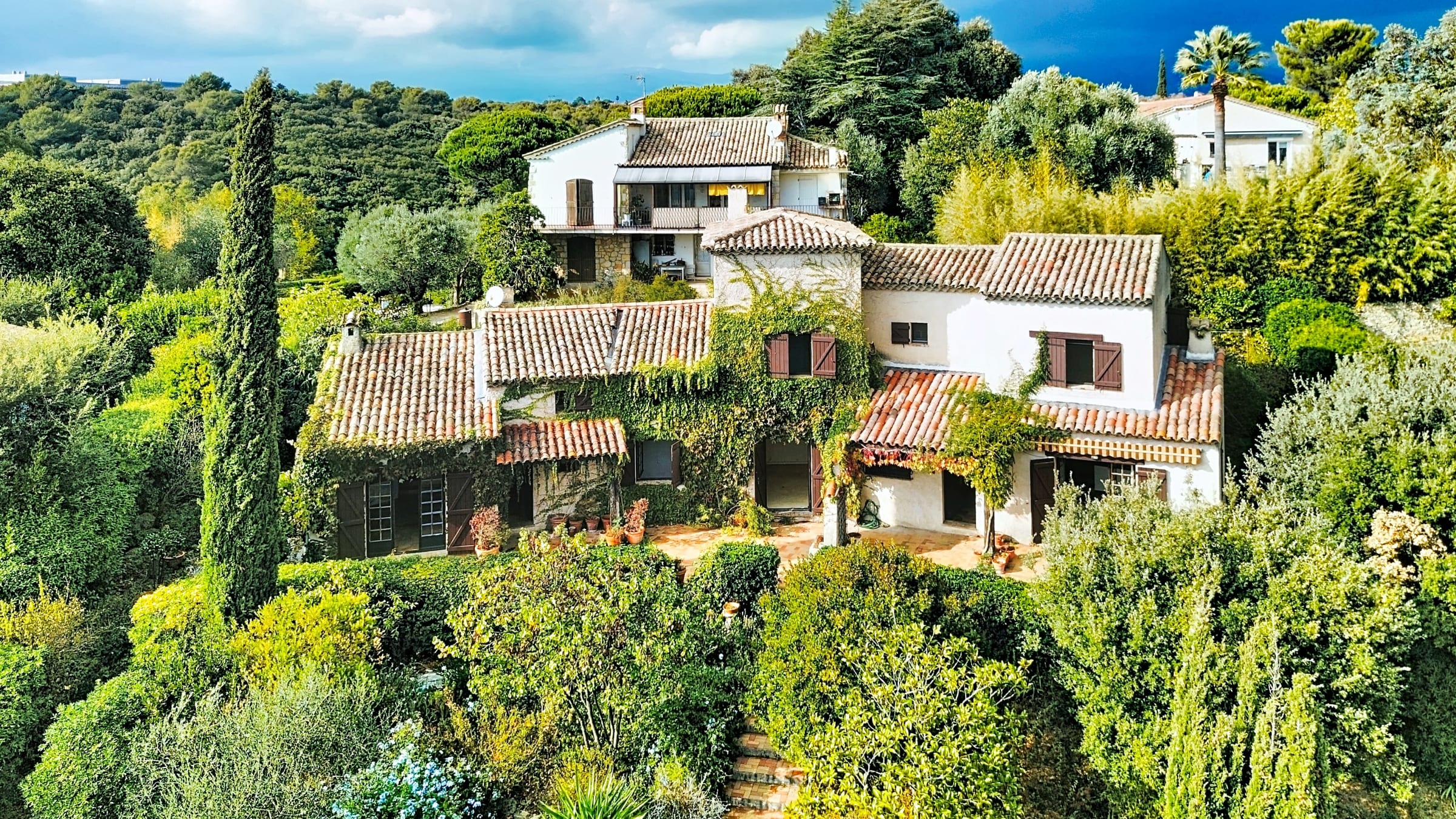 Villa lumineuse avec vue et grand terrain — Antibes 4