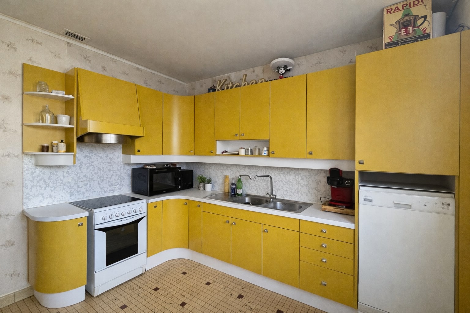 Maison avec jardin et garage, proche cœur de ville — Sotteville 8