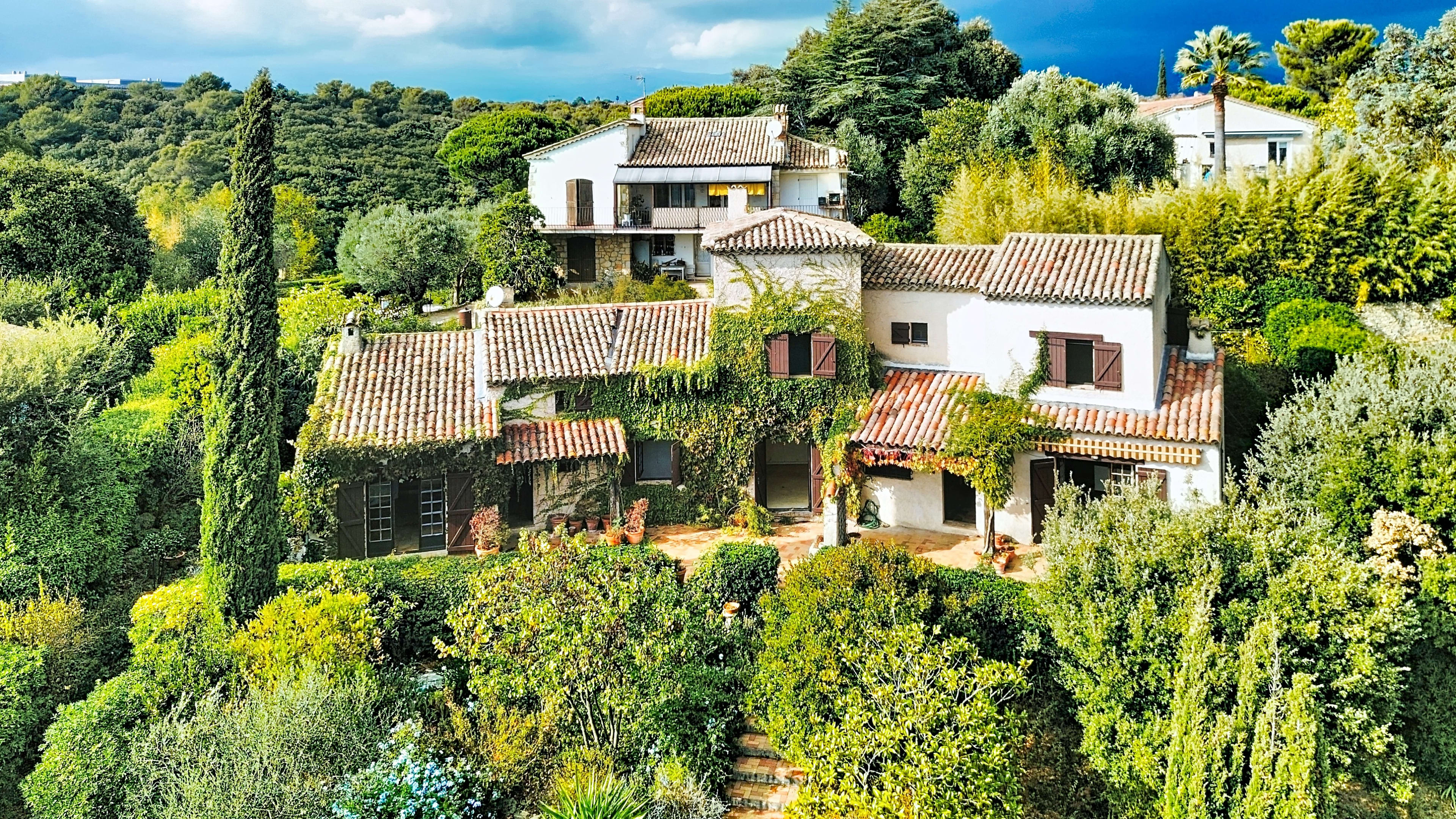Villa lumineuse avec vue et grand terrain — Antibes 4
