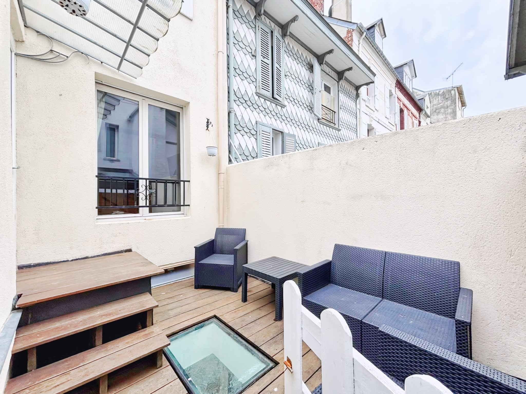 Maison de charme avec terrasse — centre de Deauville