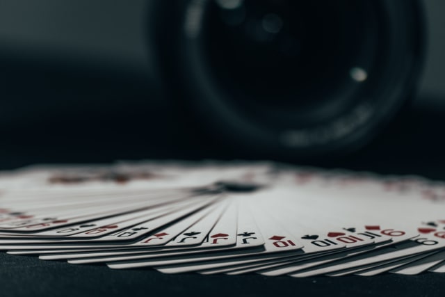 Common Blackjack Mistakes Among Beginners image