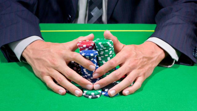 Bagaimana untuk Menang di Video Poker Dalam Talian: Petua dan Strategi untuk Kejayaan image