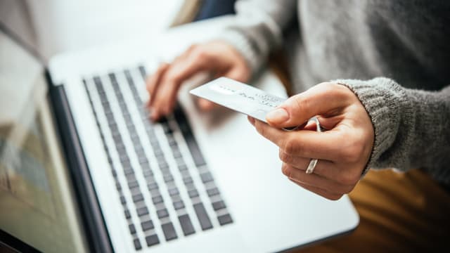 Hvordan kreditkort forenkler grænseoverskridende onlinekasinotransaktioner image