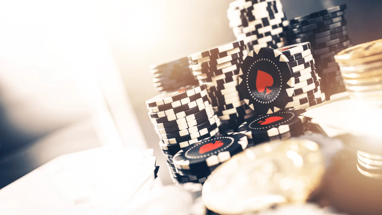 Die Omaha-Pokerstrategie: Warum Sie sich niemals auf die „Outs“ konzentrieren sollten