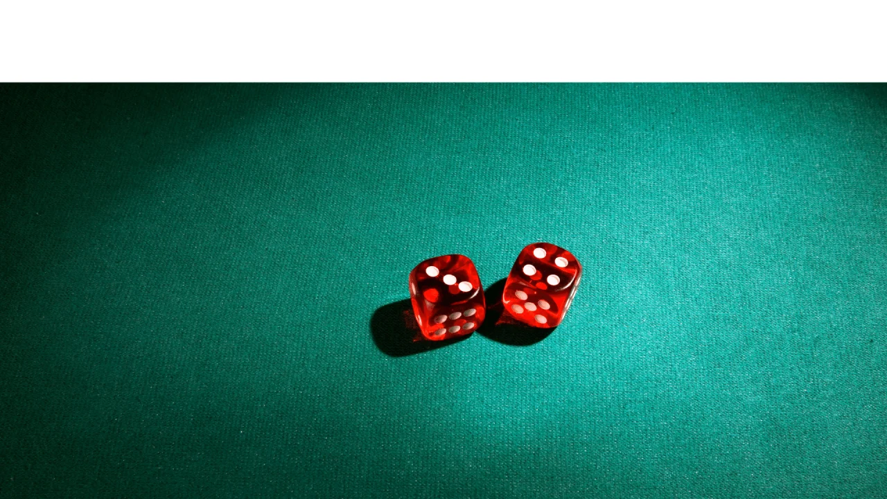 Understanding Craps Table Layout and Role of Casino Staff