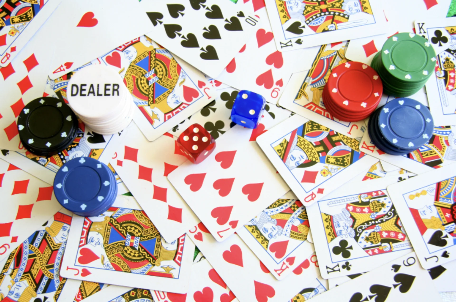 Game Review: Evoplay's Baccarat 777