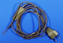 KABEL 2VEIS MED PLUGG/BRYTER GULL 2 x 0,75 MMª - 2