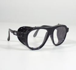 BESKYTTELSESBRILLER MED BRILLESTAG