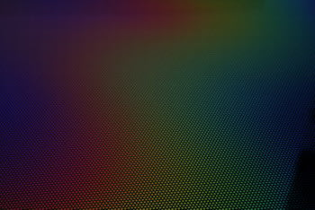 COE90 DIKROISK PÅ SORT B0100-50F PRIKK 1