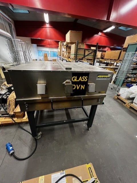 BRUKT FUSINGOVN 950C      MED KONTROLLER C30