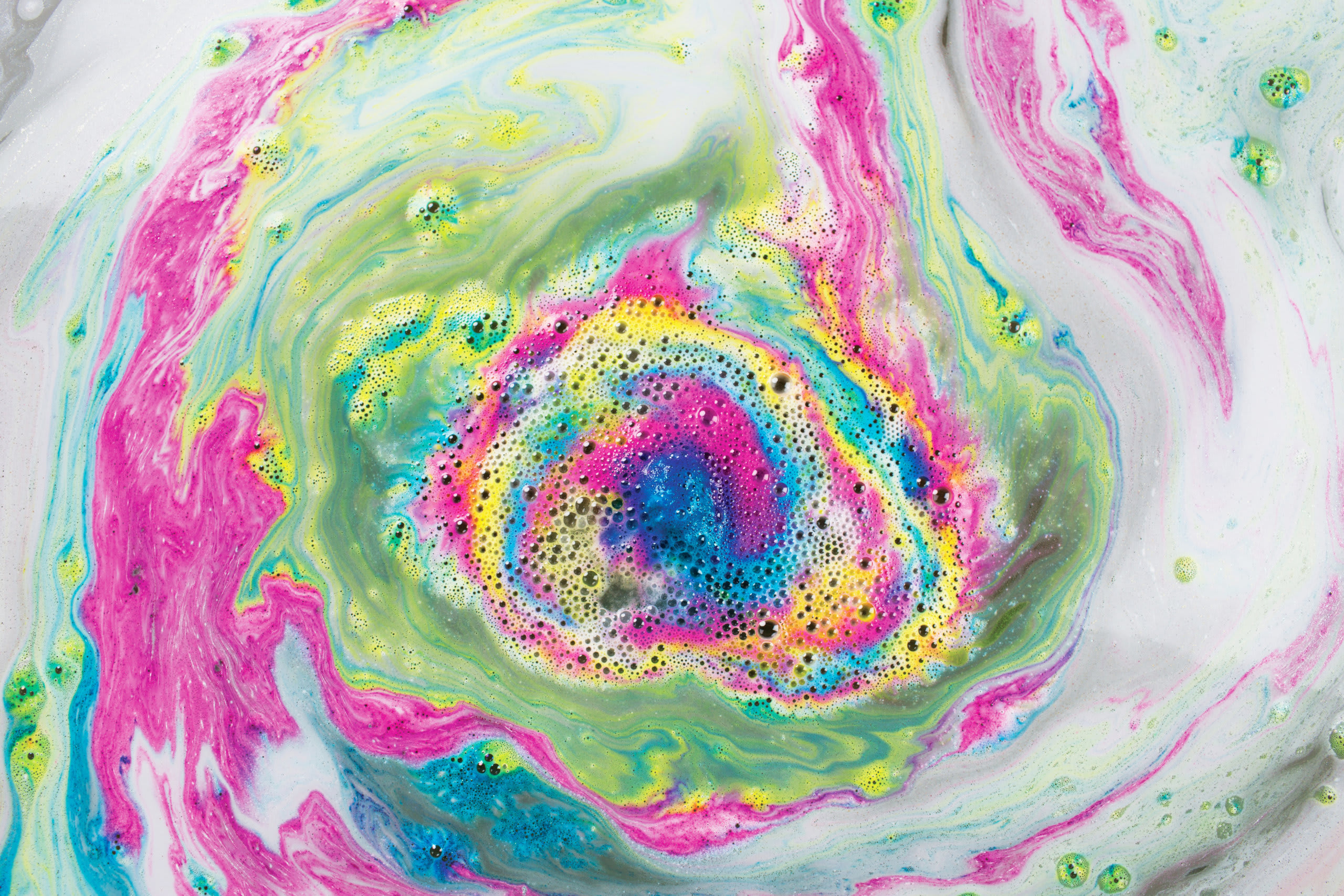 いい風呂の日」にバスボム4種を発売 - We Are Lush — Japan