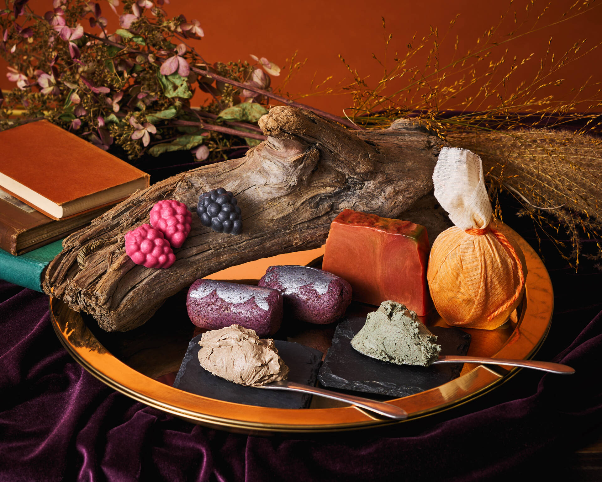 秋の収穫から着想を得た2週間限定のスキンケアアイテムなど 全24種を10