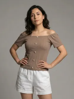 Blusa Off-Shoulder con Botones