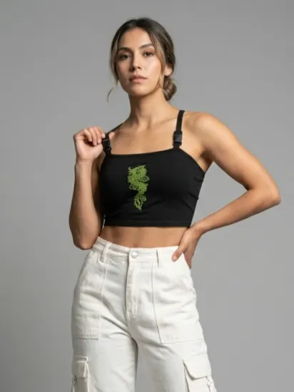 Top con Estampado de Dragón