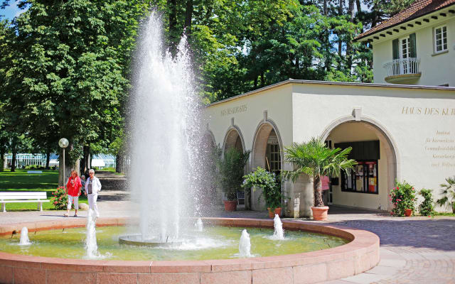 Brunnen vor dem Kurhaus in Bad Mergentheim
