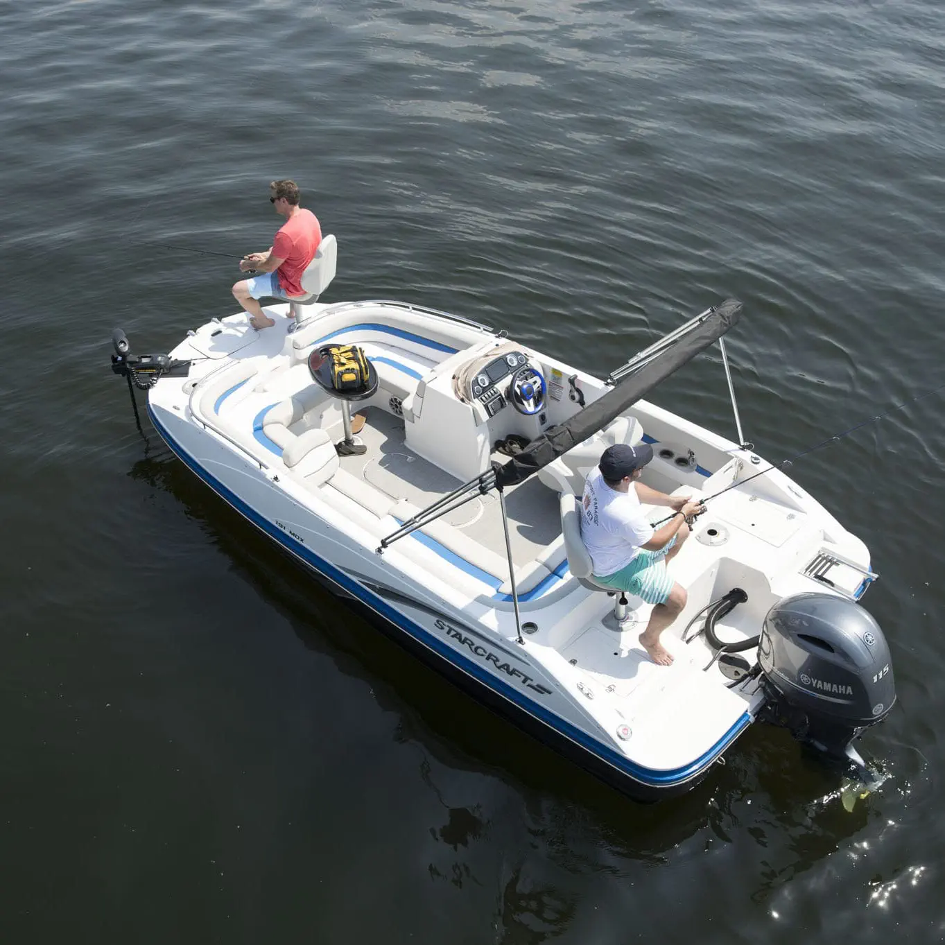 Starcraft Deck Boat Fishing.png